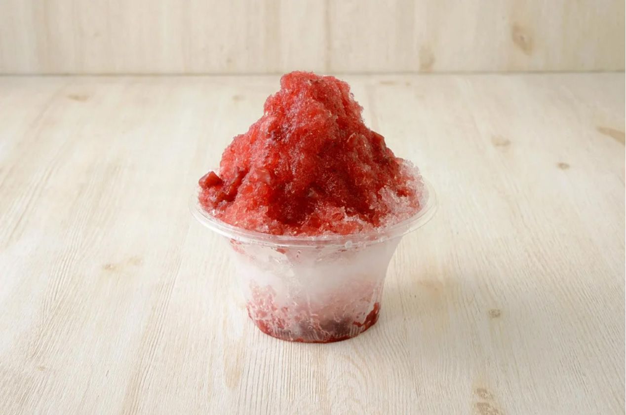 Natural Lawson’s Exclusive “Yuki-Fuwa Kakigori: Rich Strawberry” Is Too Good to Miss